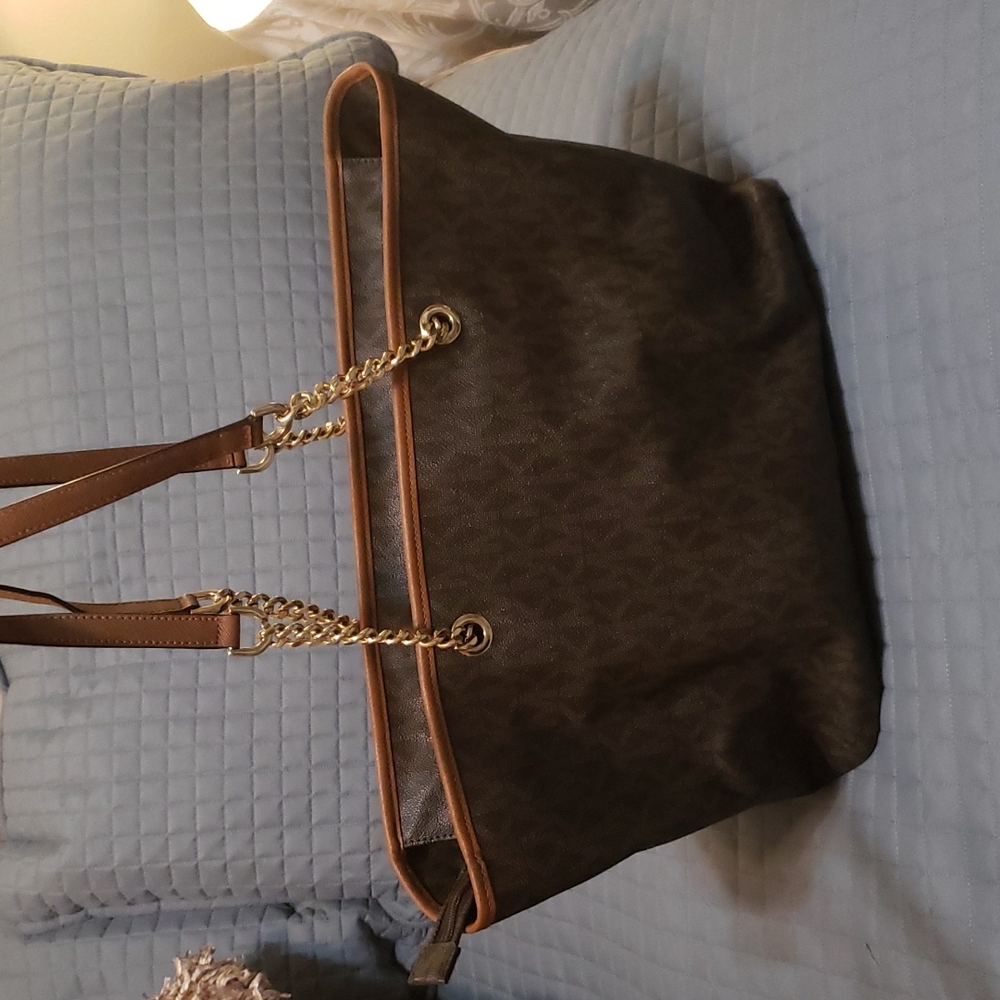 Travel Tote!
